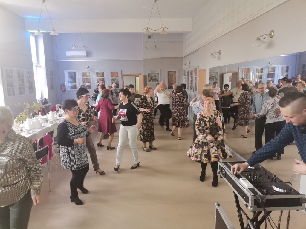 Wiosenny Disco Senior w MDK ''Południe'' w Kostuchnie