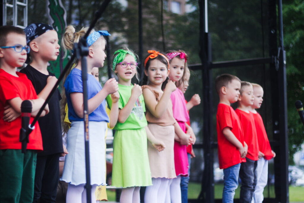 Dzień Dziecka i Dzień Sąsiada - festyn w Piotrowicach MDK Południe